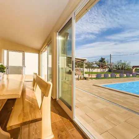 Villa Holiday Vila Dida Moj *