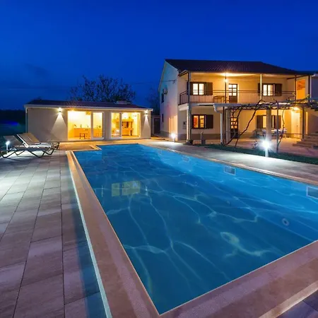 Villa Holiday Vila Dida Moj *
