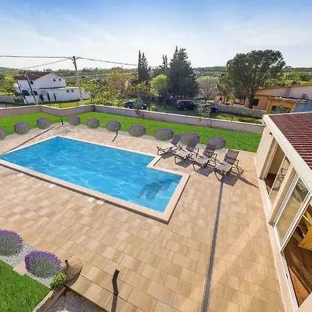 Villa Holiday Vila Dida Moj